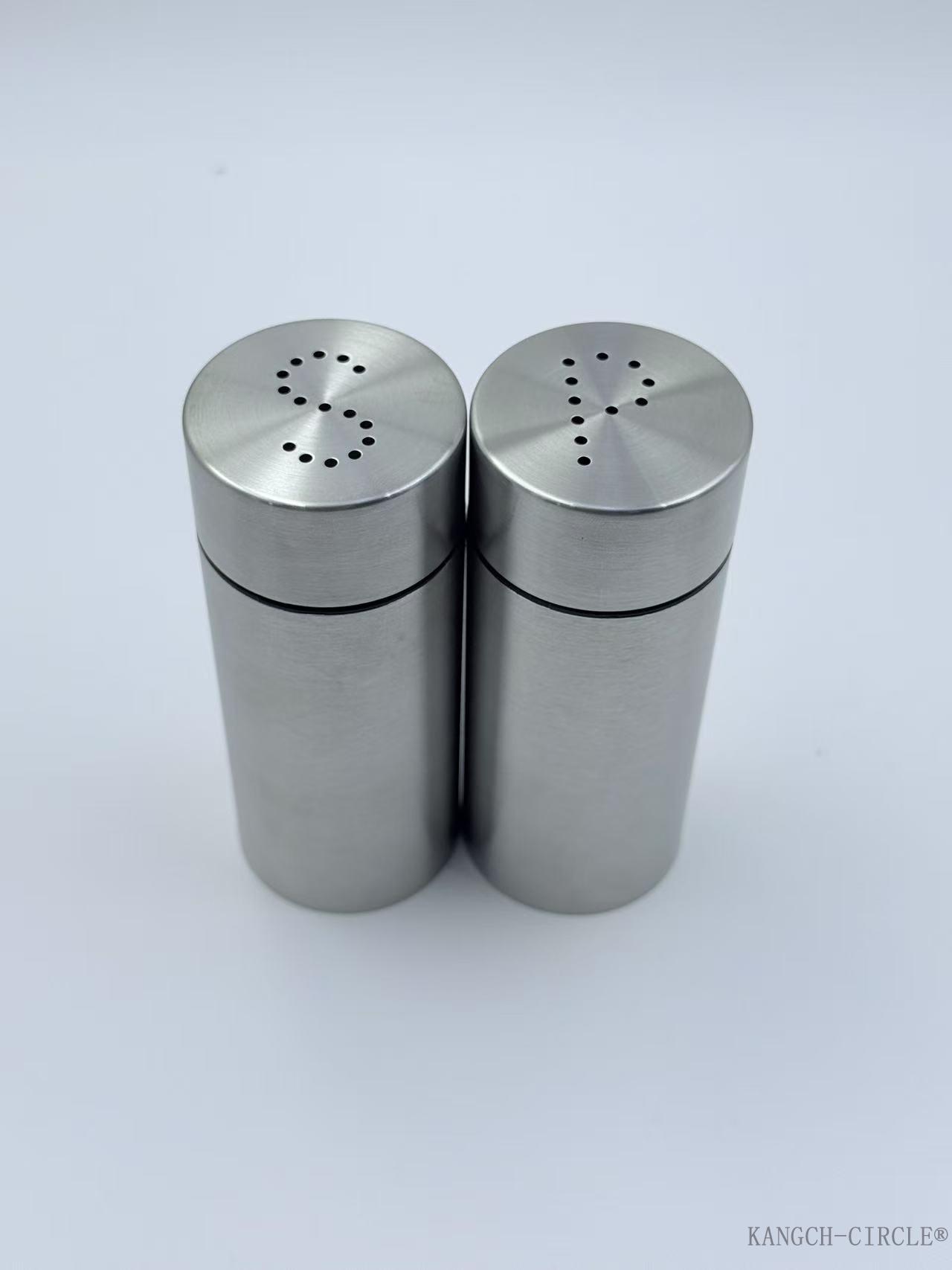 Seasoning canister